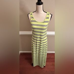 FOREVER 21 SLEEVELESS MAXI TSHIRT DRESS SIZE S